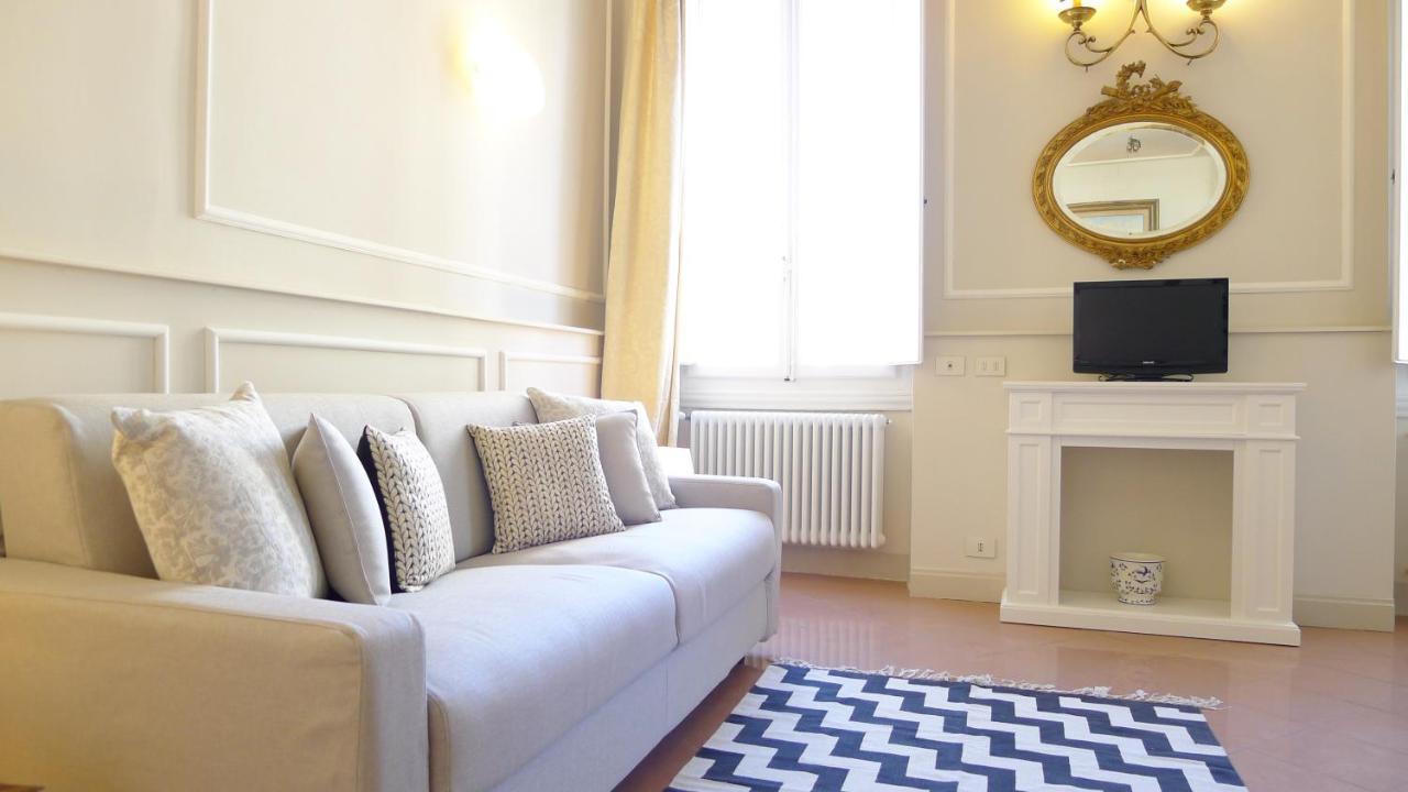 Bartolomeo Apartment ฟลอเรนซ์ ภายนอก รูปภาพ