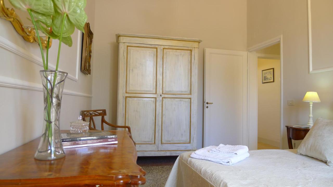 Bartolomeo Apartment ฟลอเรนซ์ ภายนอก รูปภาพ